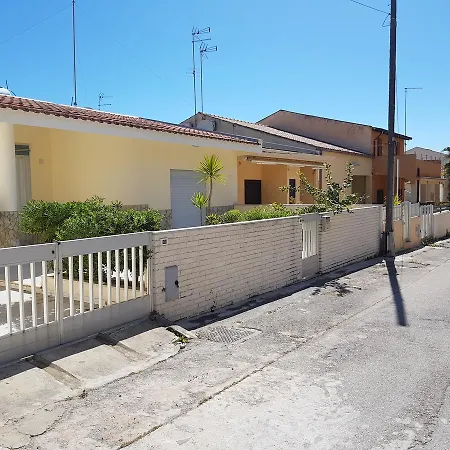Nadia Apartment Scoglitti