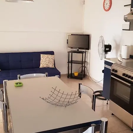 Nadia Apartment