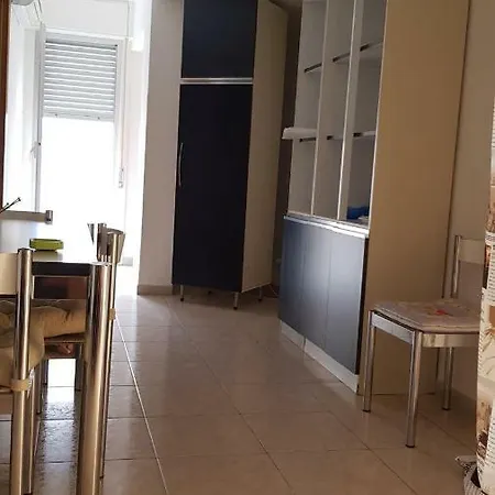 Nadia Apartment *